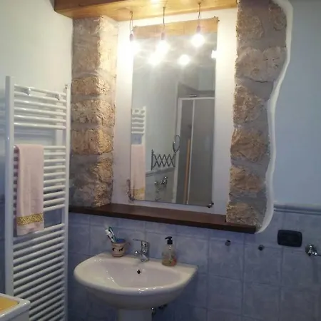 Centro Luminoso Vecchio Fienile 6 Pax/parcheggio Privato 公寓 *