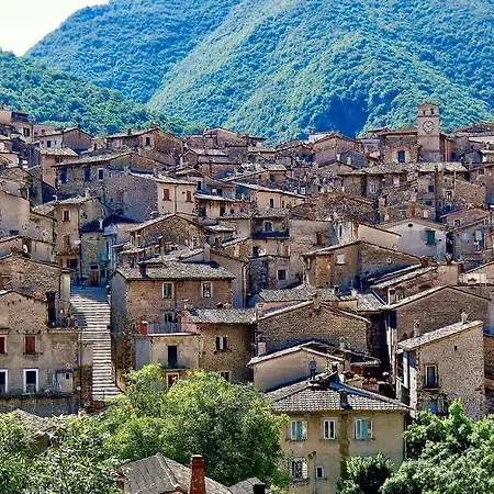 Centro Luminoso Vecchio Fienile 6 Pax/parcheggio Privato * Villalago